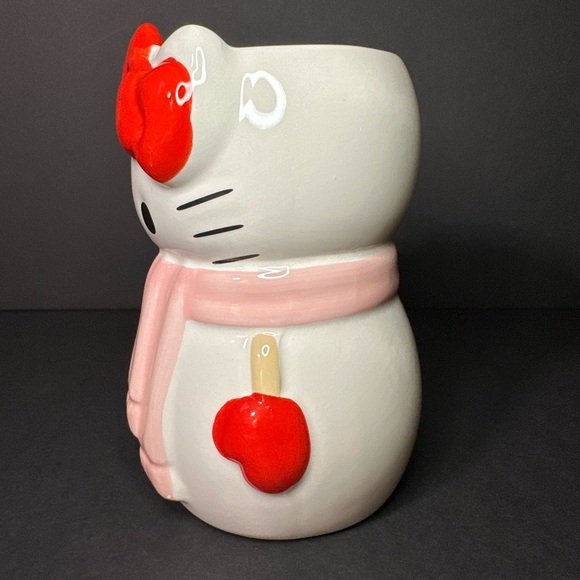 Hello Kitty snowman mug 🎀☃️🎀 - Picture 4 of 7